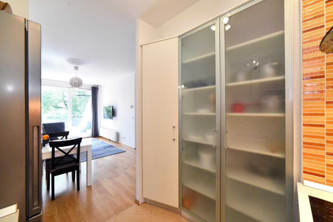 Block Apartment Park With Private Garage Parking Zagreb Luaran gambar